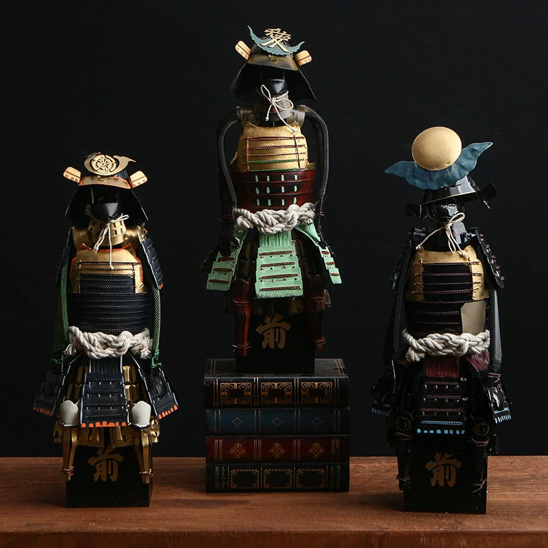 Scaled samurai armor figure, front detail of laced skirt panels and crest